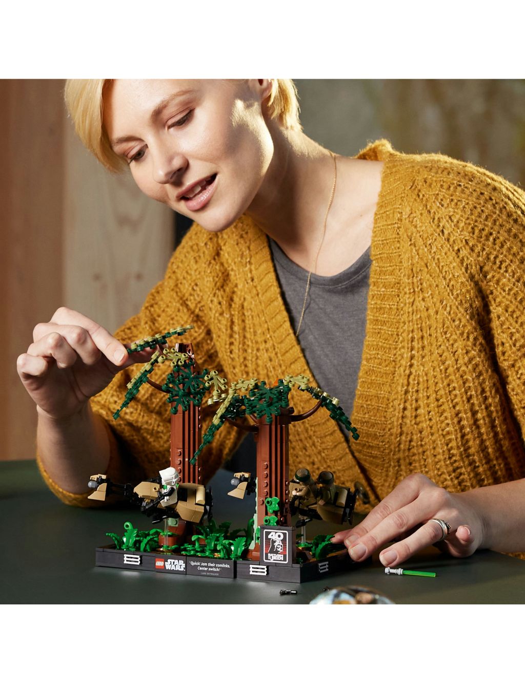 LEGO Star Wars Endor Speeder Chase Diorama Set 75353 (18+ Yrs) 5 of 7