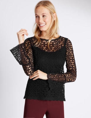 Lace flute shop sleeve top