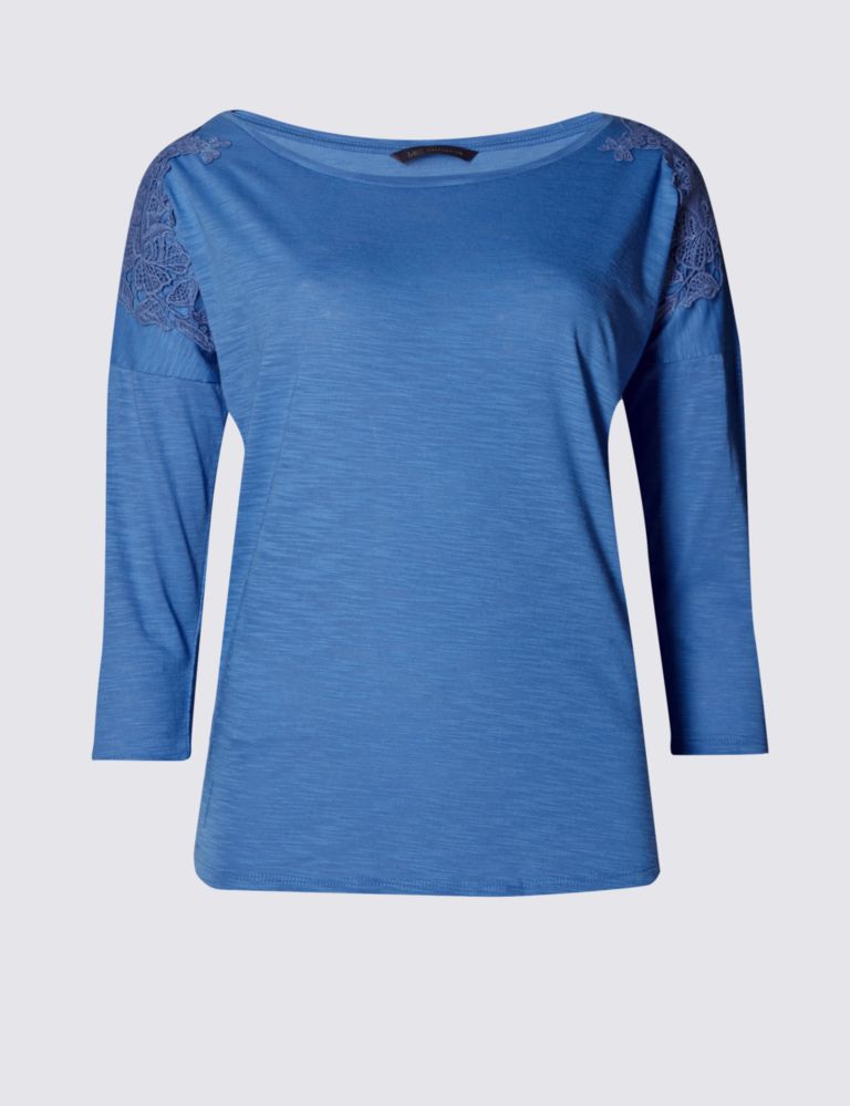Lace Overlay Scoop Neck 3/4 Sleeve T-Shirt 2 of 4