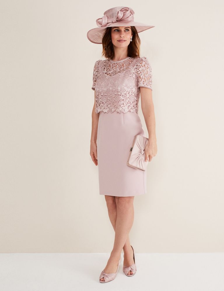 5 Tips to Make a Pink Outfit Look Sophisticated - Lizzie in Lace