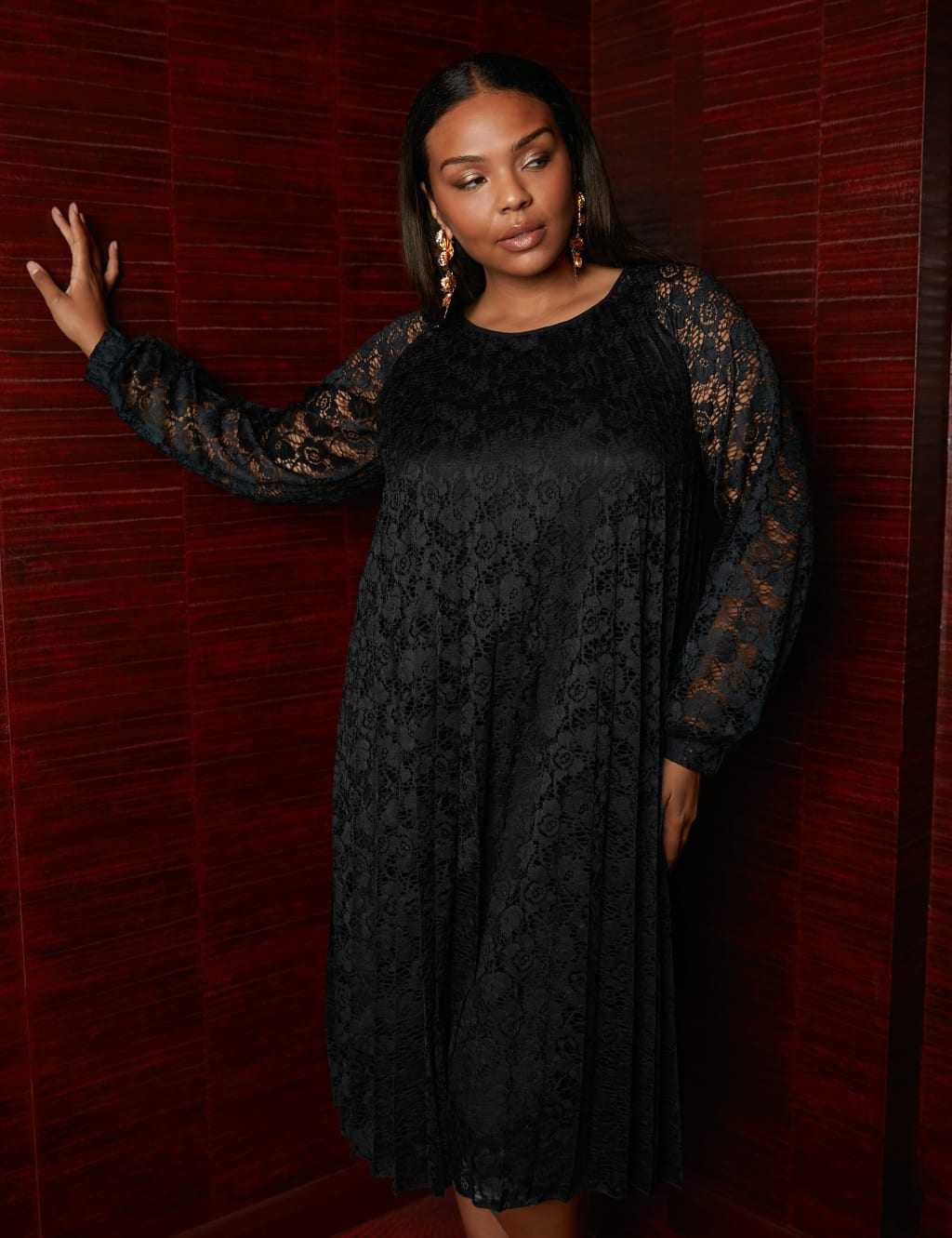 Lace Round Neck Midi Shift Dress Live Unlimited London M S