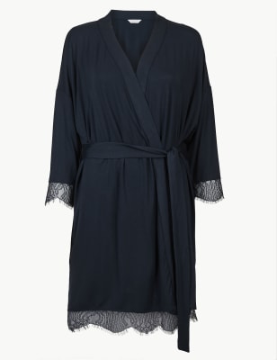 lace trim dressing gown