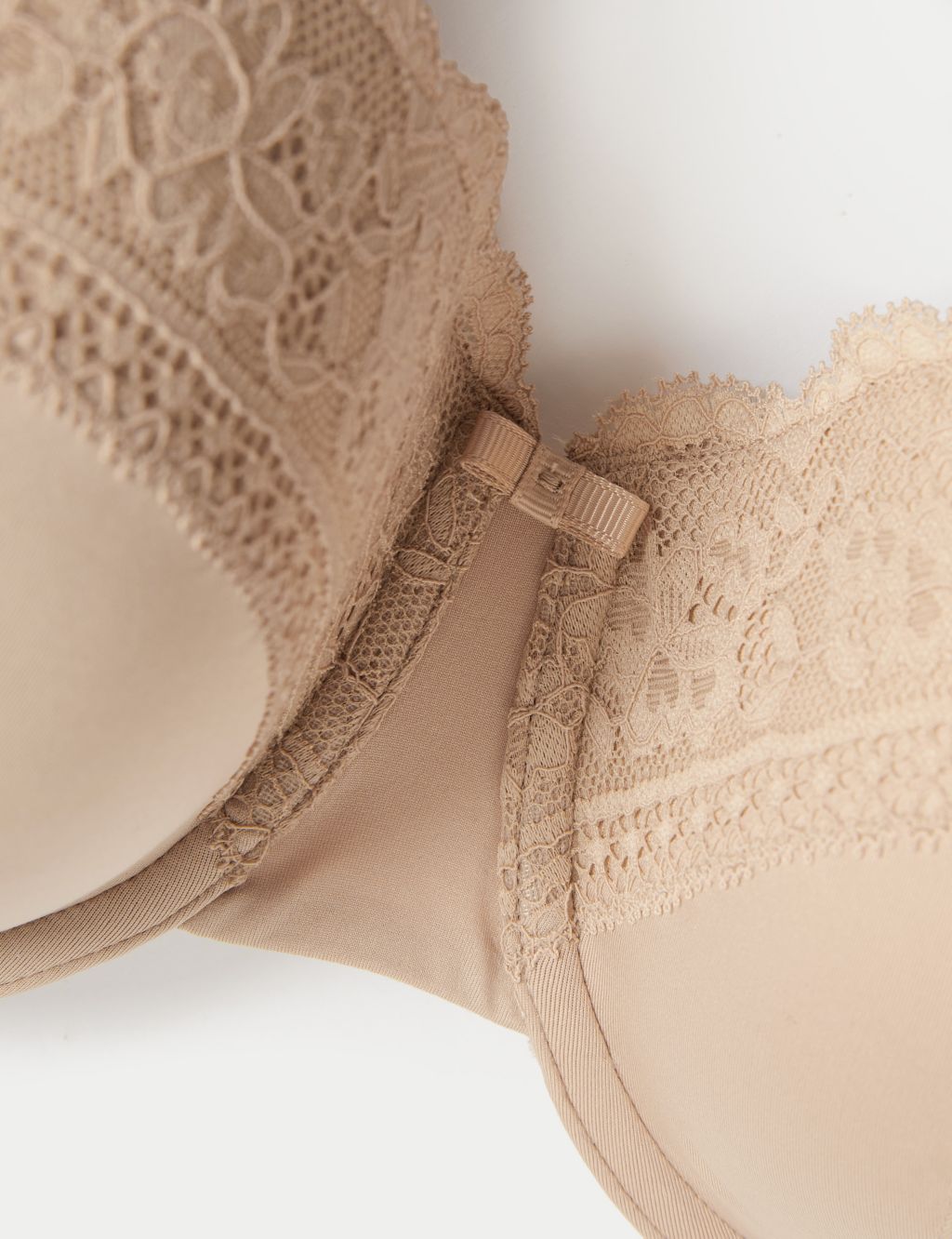 Lace Trim Wired Full Cup Bra (F+) 4 of 7