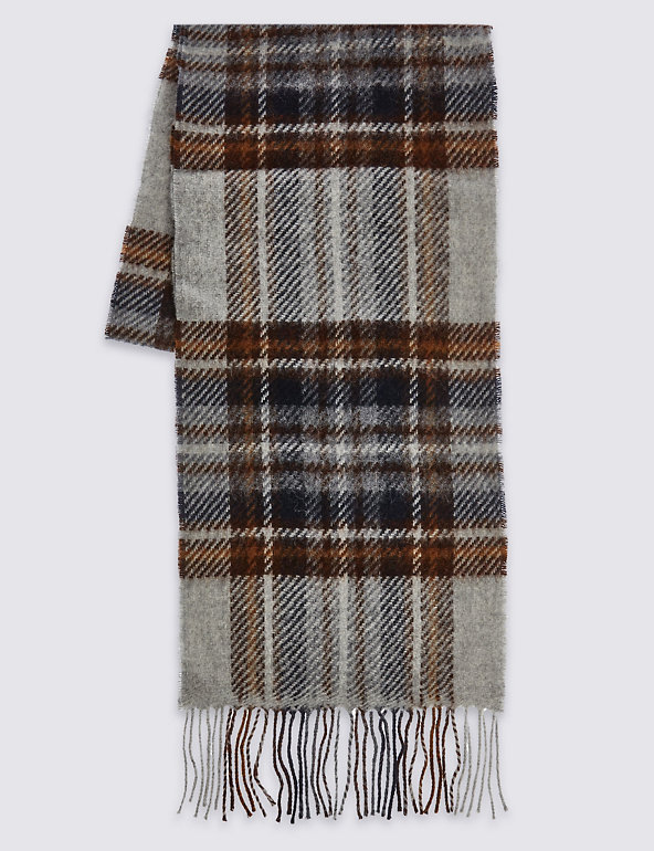 Lambswool Classic Royal Stewart Check Scarf Image 1 of 1