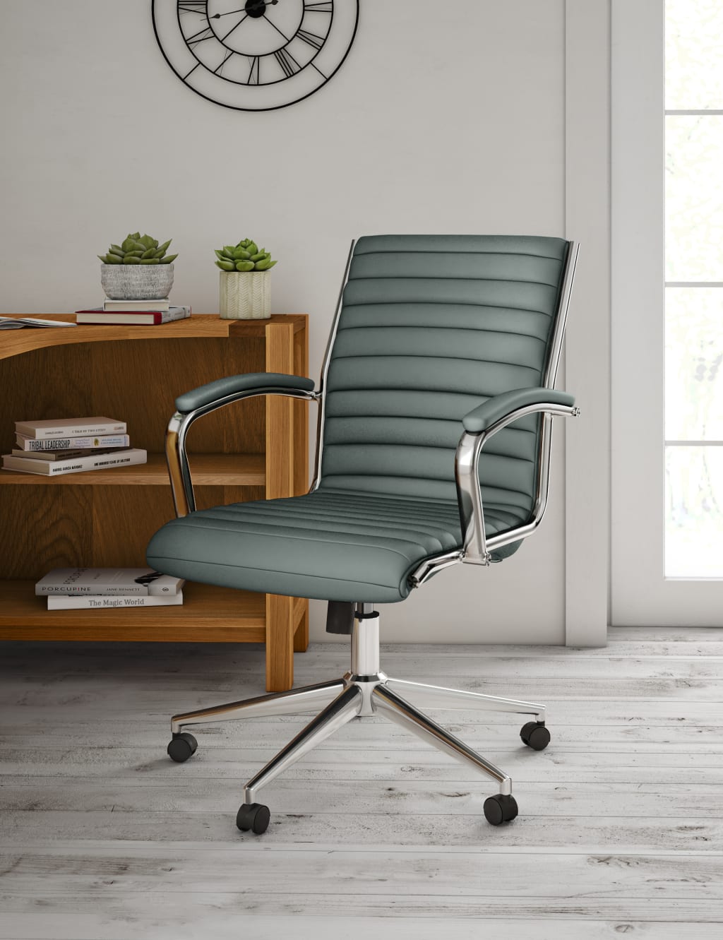 Marks and sales spencer leather chair