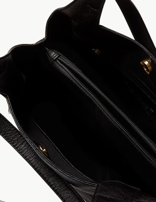 Leather handbag with discount compartments