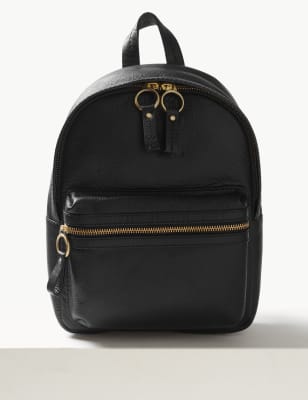 M and store s backpack