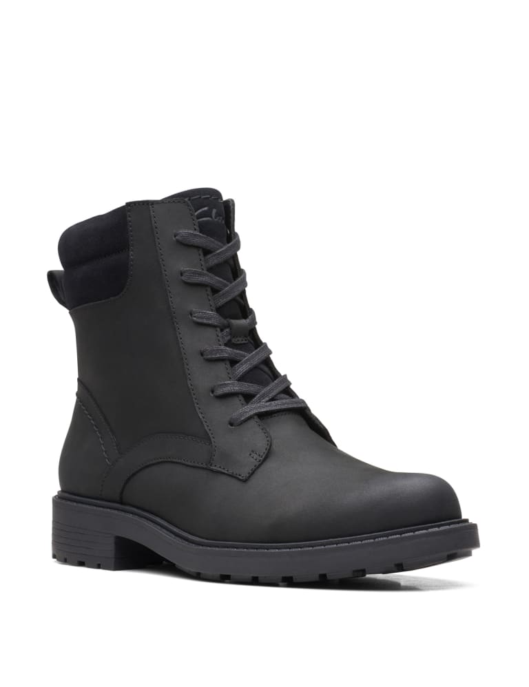 Clarks rabbit boots 2025