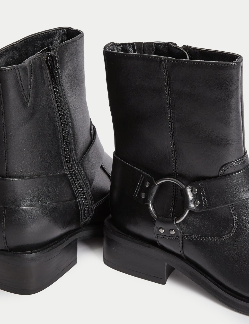 Flat leather biker discount boots