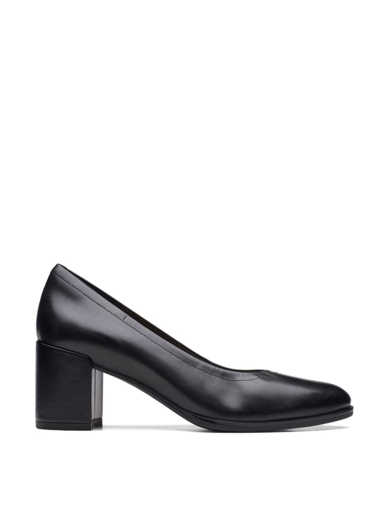 Clarks hot sale block heel
