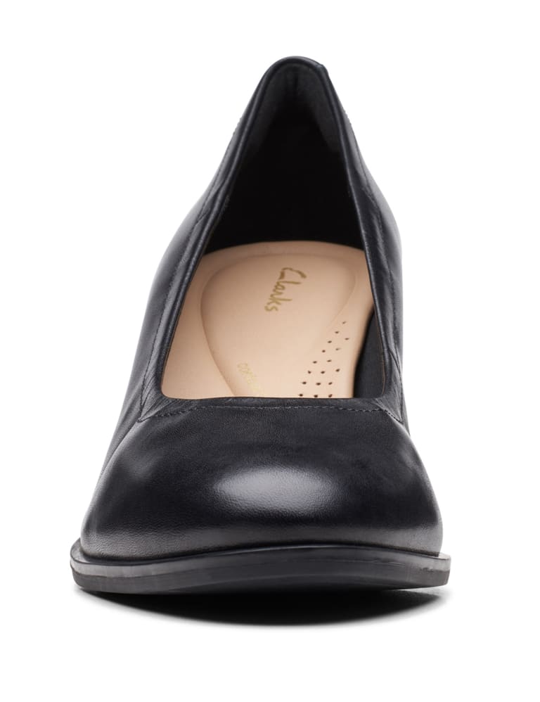 Clarks heels top