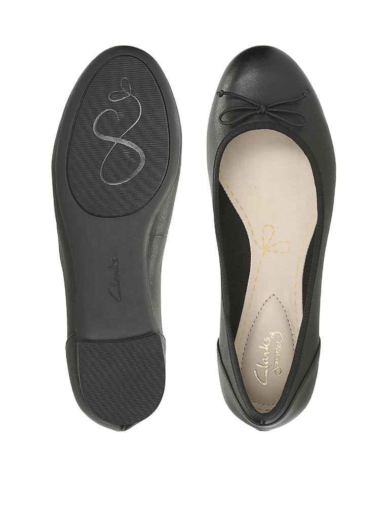 Clarks ballet flats hot sale bow