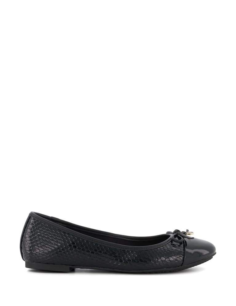 Dune pumps outlet