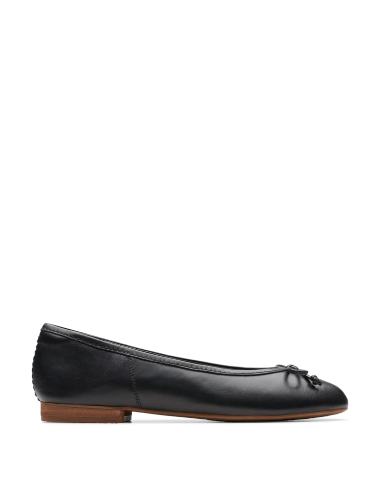 Clarks ballet pumps 2025