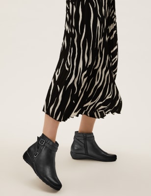 M&s deals wedge boots