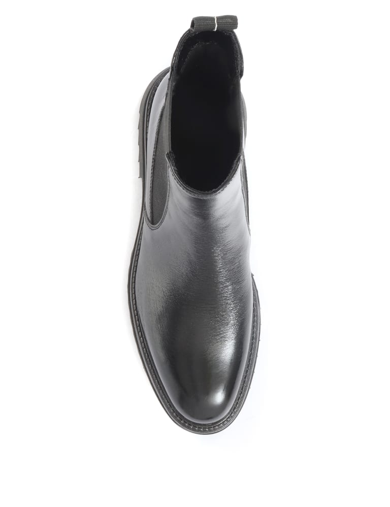 Flat pull on ankle boots deals