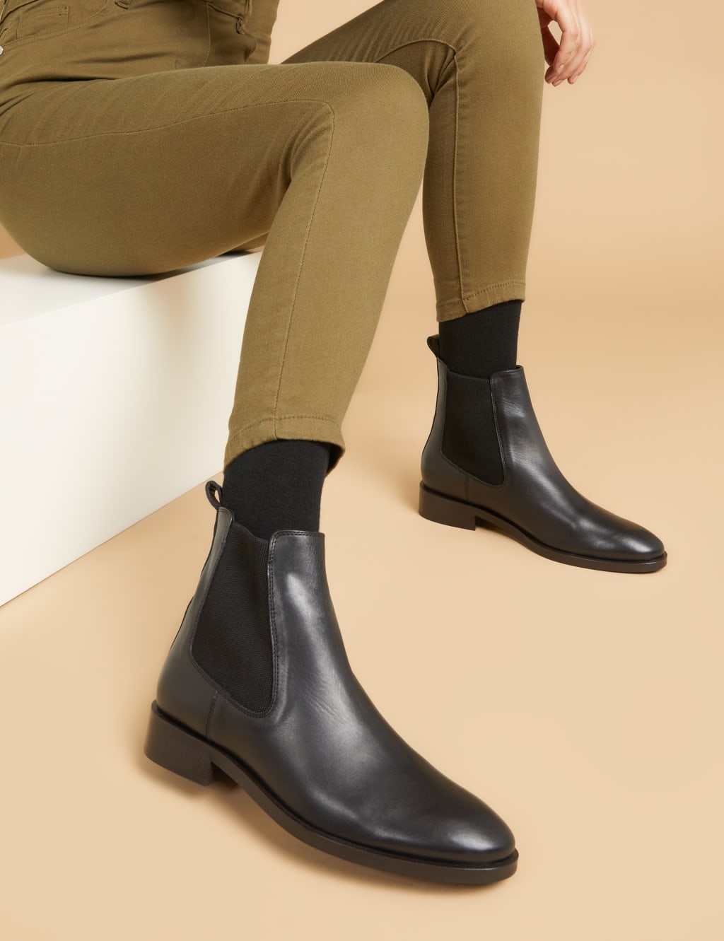 Flat chelsea ankle boots womens top