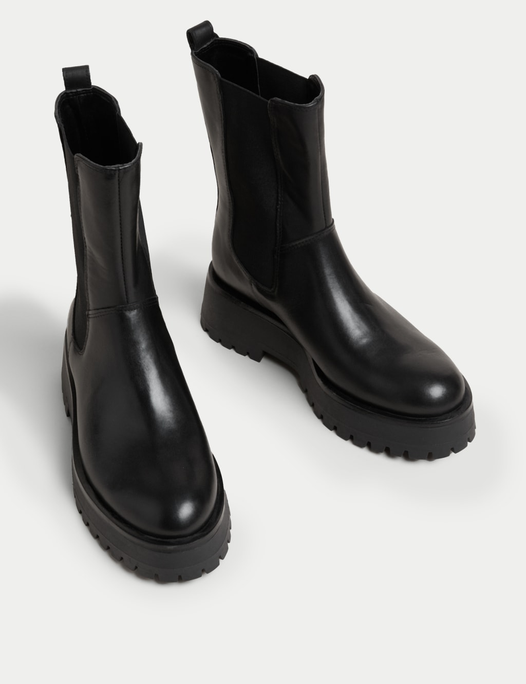 chelsea flatform ankle boots
