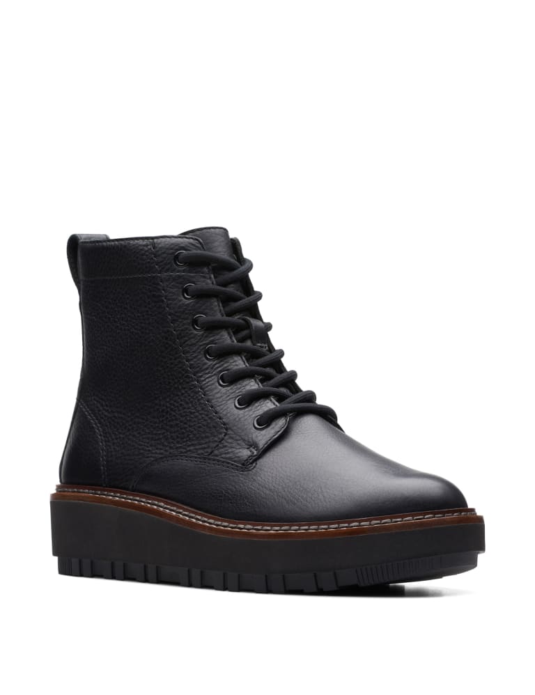 Clarks trace explore outlet