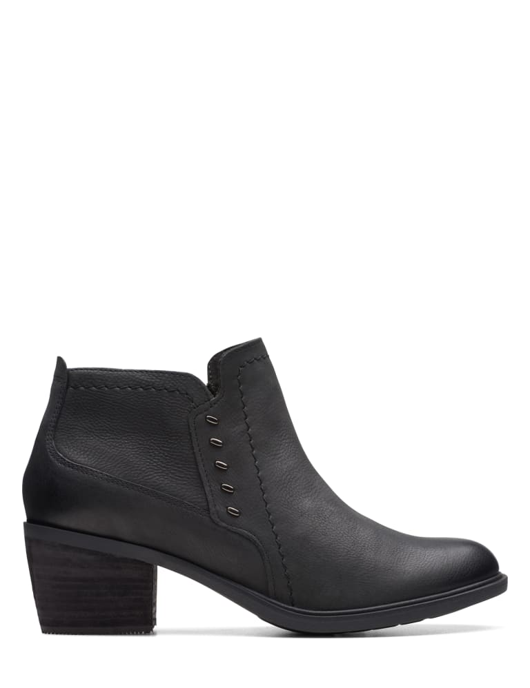Clarks western boots top
