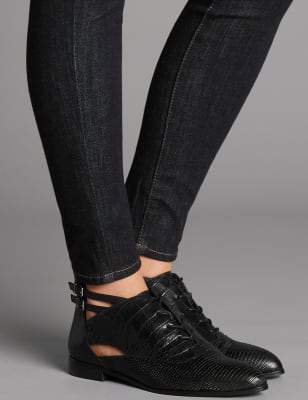 Cut out outlet shoe boots uk