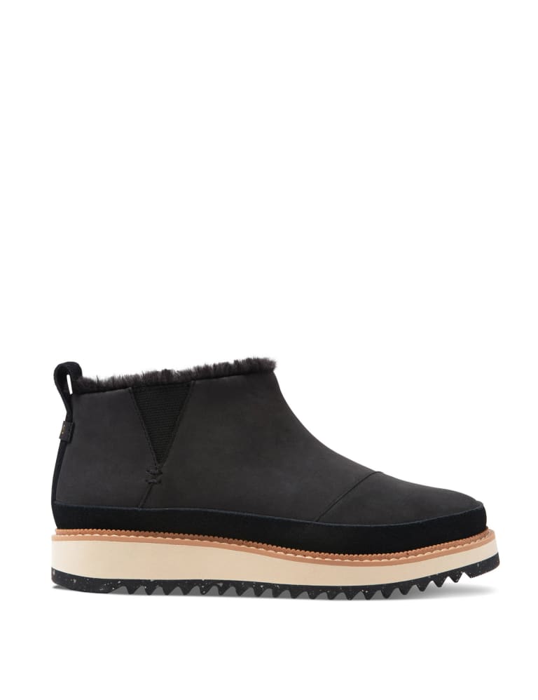 Toms boots outlet with fur