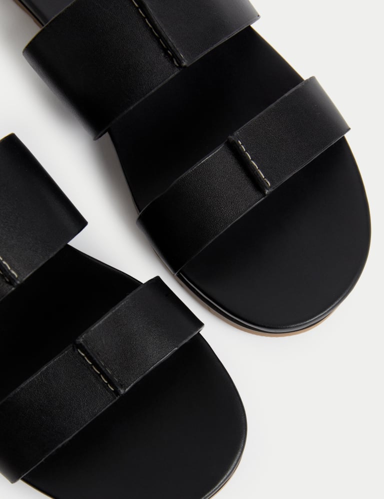 M&s sandals flat hotsell
