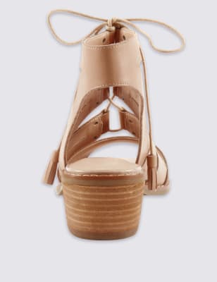 Tan deals ghillie sandals