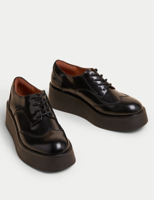 black flatform brogues