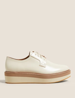 Flatform shoes store