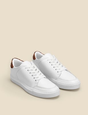 Lace up deals leopard sneakers