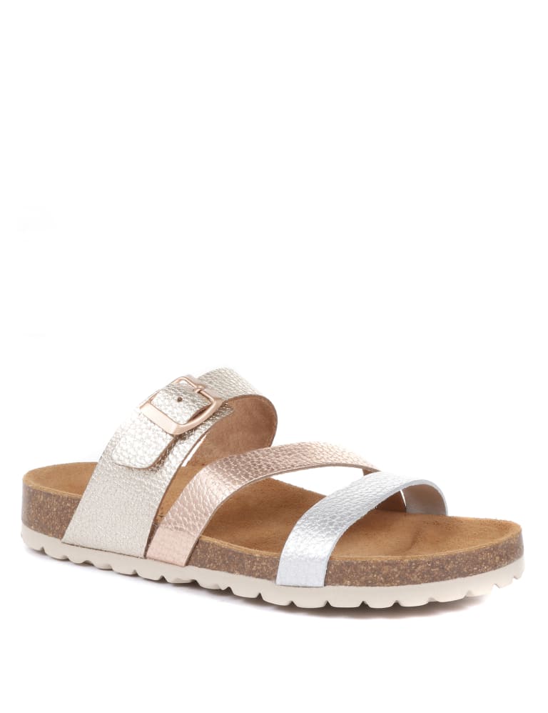 White flat mule sales sandals