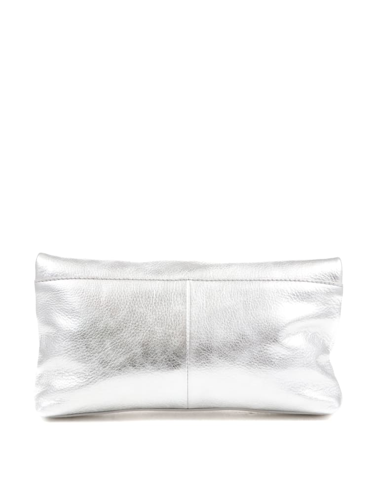 Metallic grey clutch bag 2025
