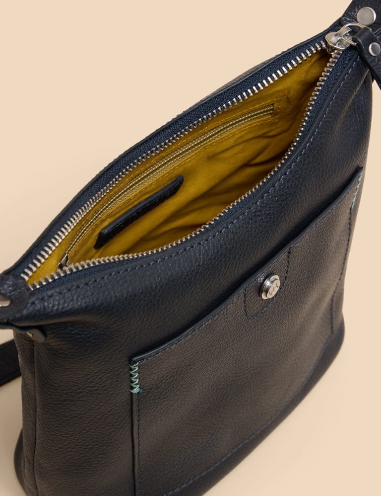 M&s navy handbags 2025