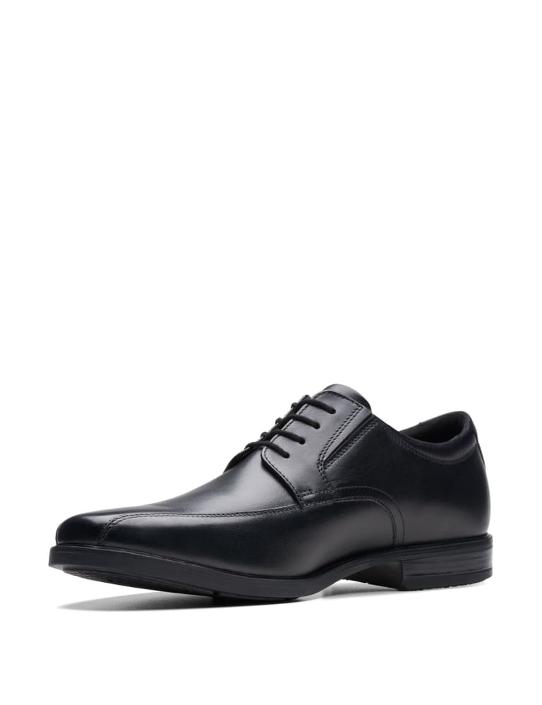 Clarks charlie brogue top