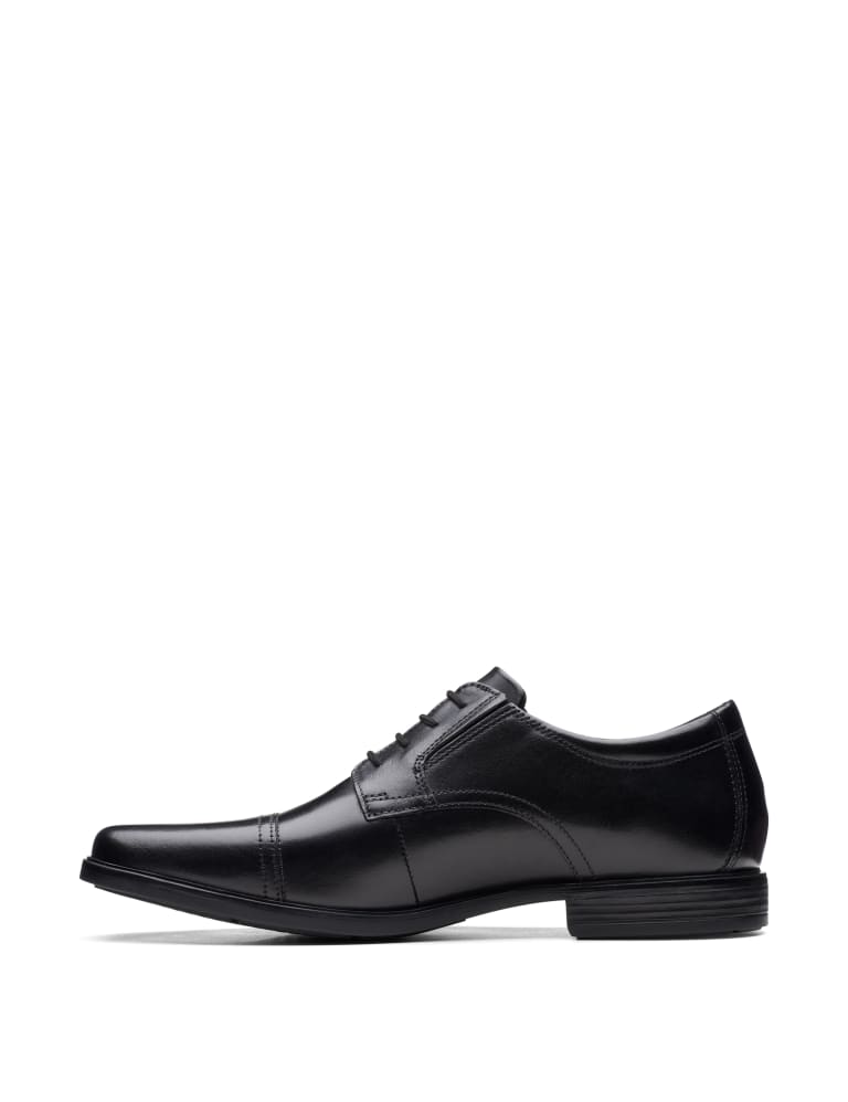 Clarks shoes oxford street deals