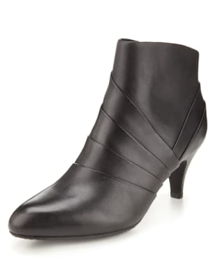 marks and spencer ankle boots footglove