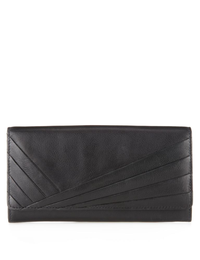 Leather Pleated Large Cardsafe™ Purse 1 of 5