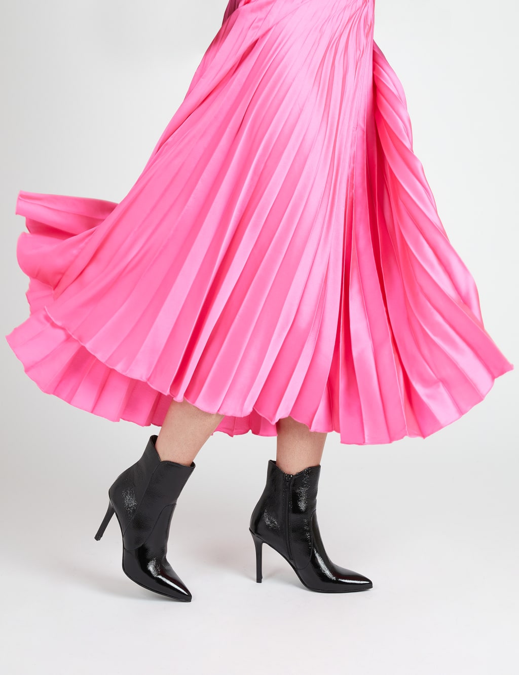 midi heel ankle boots