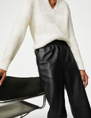 Zara faux leather leggings high waist, Women's Fashion, Bottoms, Jeans &  Leggings on Carousell