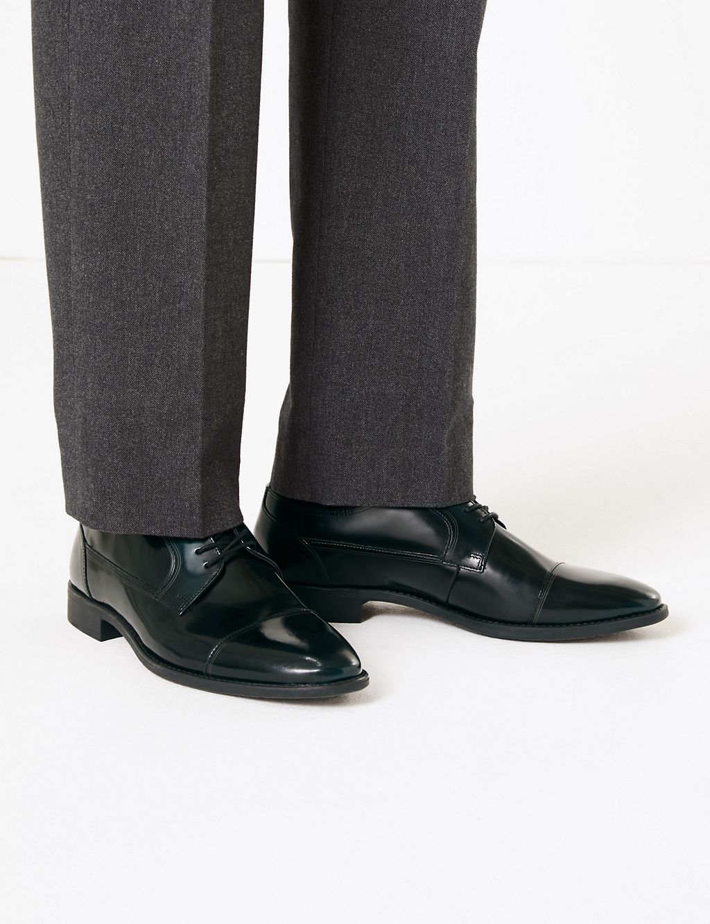 Leather Toecap Derby Shoes 3 of 5