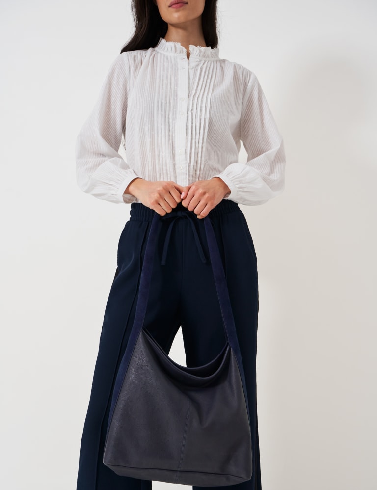 Crew clothing bag shop
