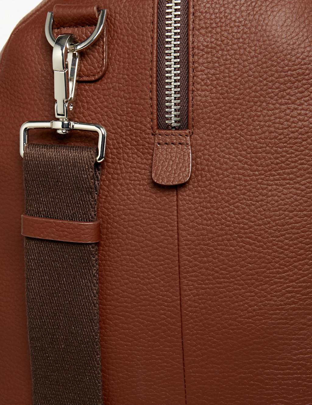 Leather Weekend Bag 6 of 8