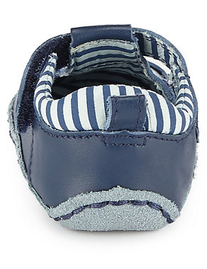 Leather Whale Print Cruiser Pram Shoes Image 2 of 4
