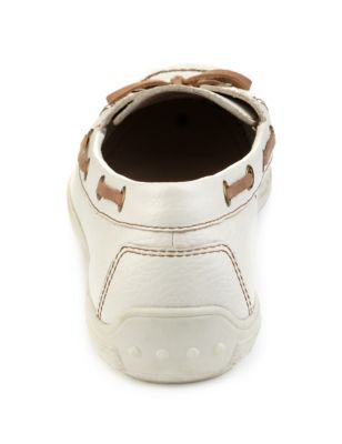 Leather Wide Fit Bow Boat Shoes Image 2 of 3
