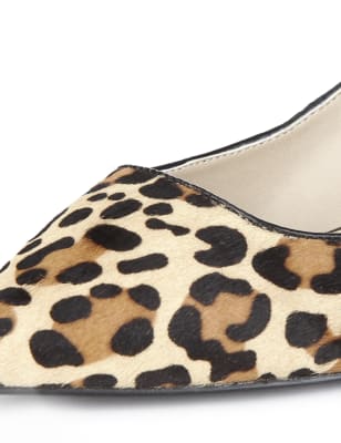 Wide fitting leopard cheap print shoes