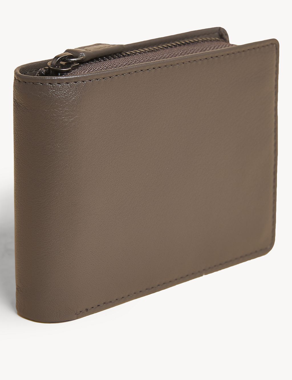 Leather Zip Bi-Fold Cardsafe™ Wallet 3 of 5
