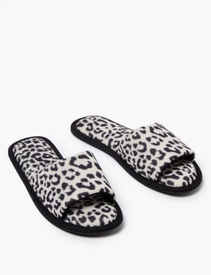 Leopard print mule store slippers