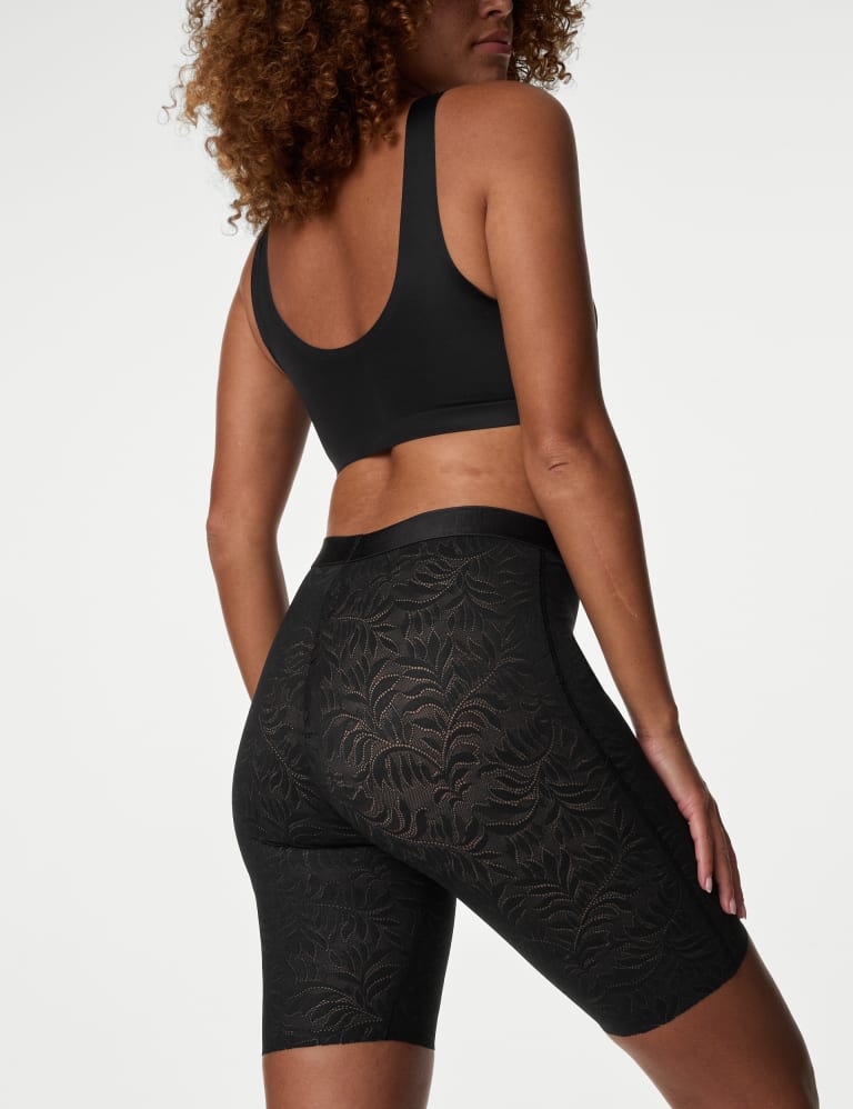 Light Control Flexifit™ Lace Cycling Shorts 4 of 5