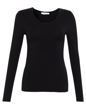 Light Control Heatgen™ Thermal Long Sleeve Shaping Top Image 2 of 4